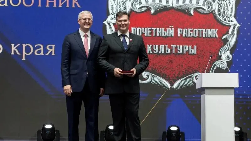 Дмитрию Андрюхину вручен знак "Почетный работник культуры Камчатского края"